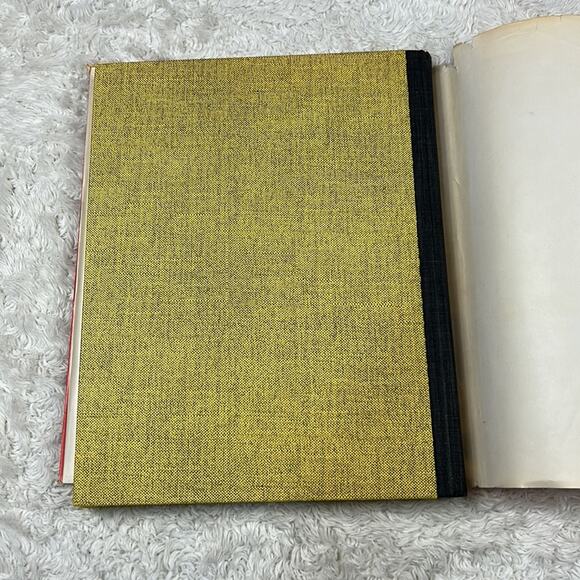 Vintage 70s Buttericks Fast & Easy NeeldeCrafts by Bella Scharf ISBN 0884210294 - Picture 11 of 11